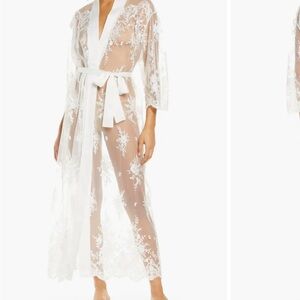 Lace bridal robe